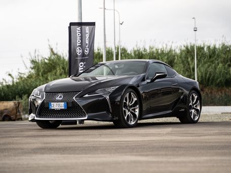 Tuscany Car Club - Drive and Rent